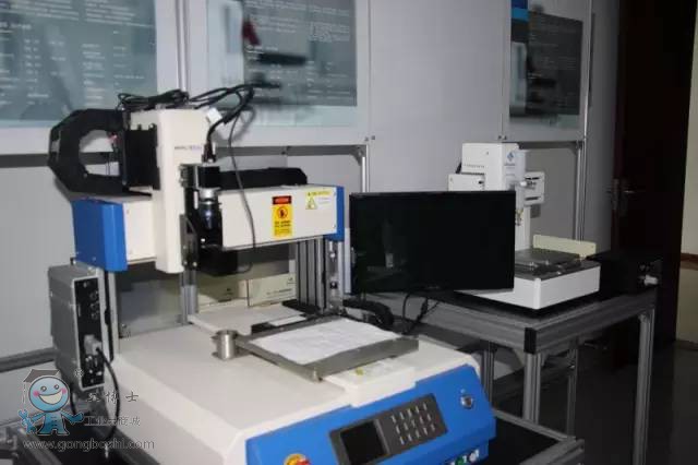 銘賽機器人-工博士