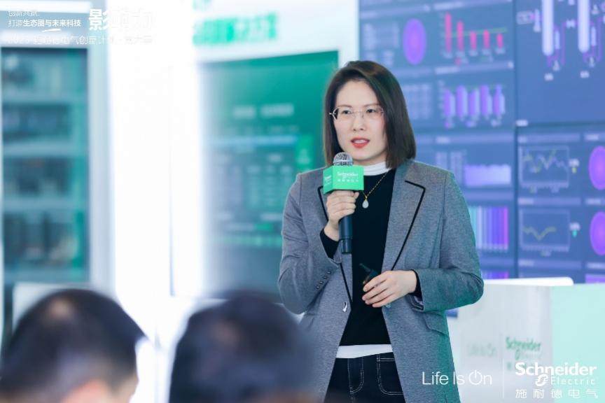 AI+̽(dng)r(sh) xa(chn)I(y)r(ji)ֵ 2025ʩ͵늚ℓ(chung)AӋ(j)(chung)ʢĻ